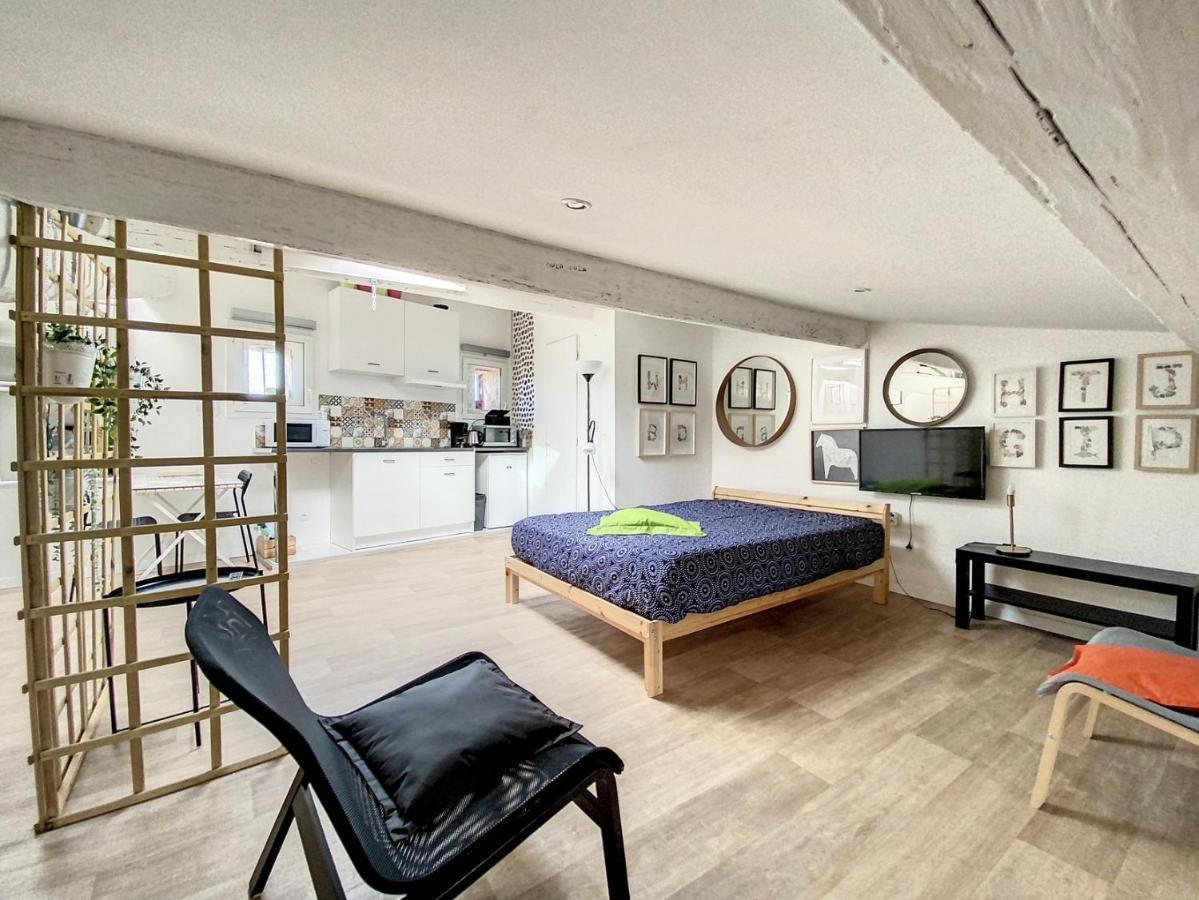 Sète Grand St Pierre Studio Mansarde Atypique Climatise מראה חיצוני תמונה